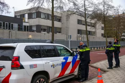 Amsterdam Jewish School Targeted in Explosion, Mayor Condemns Deliberate Attack