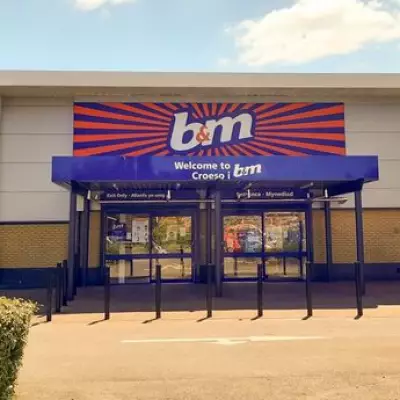 B&M's £35 'Perfect' Desk Rivals Dunelm's £59 Folding Option