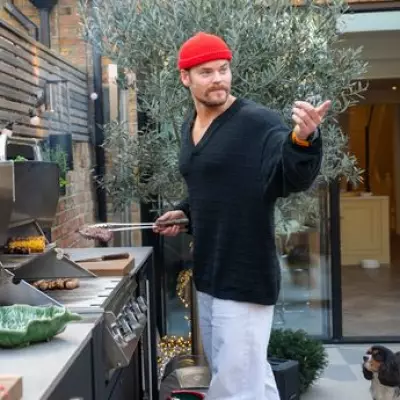 Britain's BBQ Favourites Revealed: Burgers Top Poll, Adventurous Dishes Divide Opinion