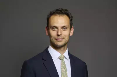 Cabinet Minister Josh Simons Resigns Over Think Tank Journalism Probe