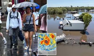 Category Four Cyclone Narelle Threatens Queensland with 230km/h Winds