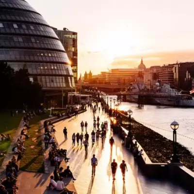 Clocks Spring Forward Next Weekend: Exact Dates for 8pm Sunsets Revealed