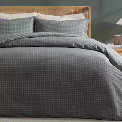 Dusk's 'Timeless' Bedding Set Slashed from £45 to £18 in Online Sale