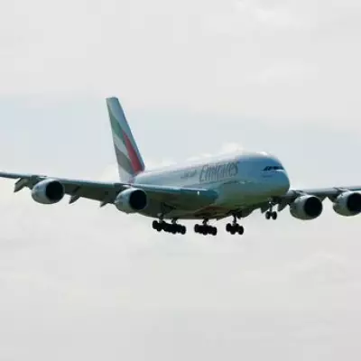 Etihad and Emirates Resume Limited Flights After Middle East Conflict Disruptions