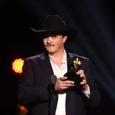 Grammy Winner Zach Top Reveals Pressures of Sudden Fame and Festival Headline Ambitions