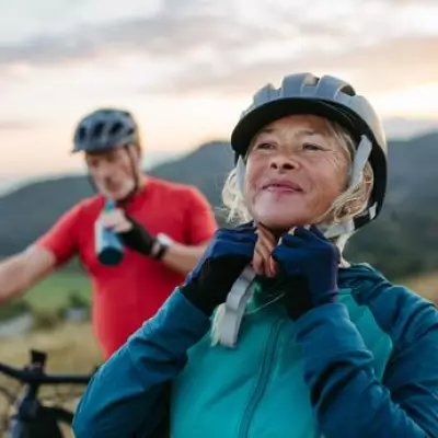 Half of Cyclists Skip Helmets Over 'Coolness' Concerns, Survey Reveals