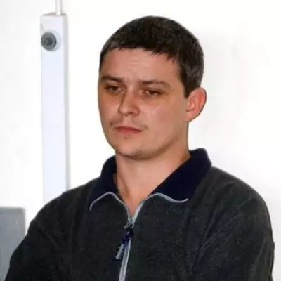 Ian Huntley's Mother Decides to Withdraw Life Support After Prison Attack