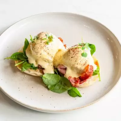 Mary Berry's Simplified Eggs Benedict Recipe for Home Cooks
