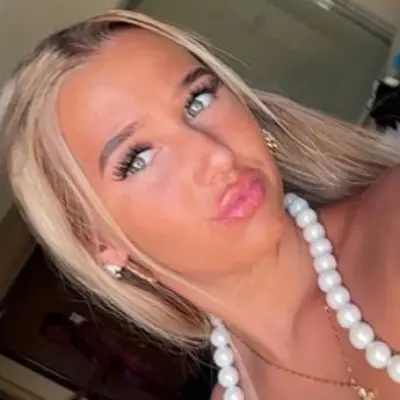 Neighbour's Desperate CPR Attempt Fails to Save Teen Stabbed in Leeds