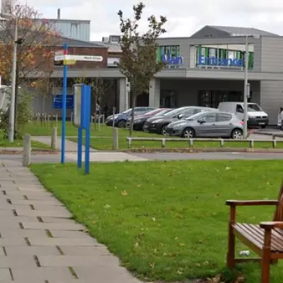 NHS Trust Declares Critical Incident Amid Norovirus Outbreak at Surrey Hospital