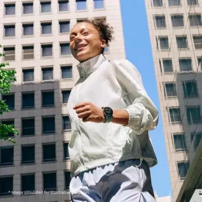 Samsung Galaxy Watch7 Slashed by £100, Users Ditch Fitbit for AI-Powered Features