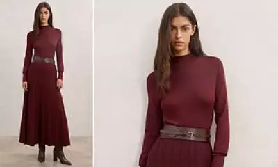 Sophie's Reiss Dress: Royal Style Meets 30% Off Fashion Deal