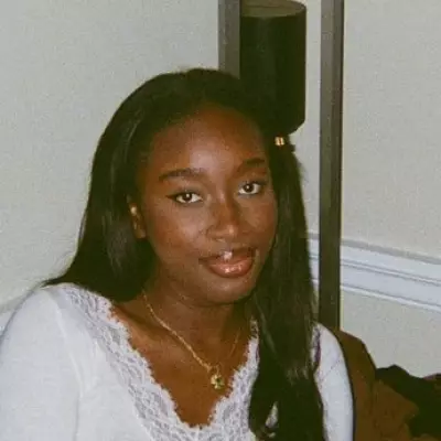 Student's Natural Fibre Platform Siftag Challenges Fast Fashion Dominance