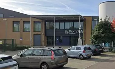 Teacher Cleared After Transgender and Gay Remarks Spark Misconduct Hearing