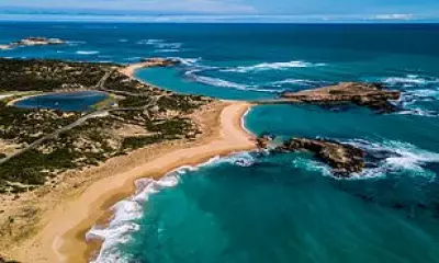 Urgent Search for Missing Fishermen Off South Australia's Coast