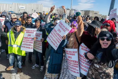 US Meatpacking Strike Enters Third Week as Workers Demand Better Pay