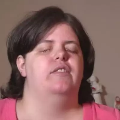 Woman Blinded by Psychologist's Manipulation Reveals Regret and Trauma