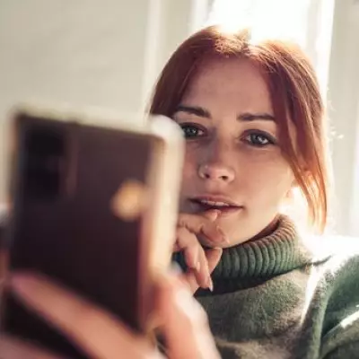 Woman Considers Dumping Boyfriend After Pet Cam Reveals Suspicious Absences