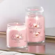 5 Floral-Themed Mother's Day Gift Alternatives with 30% Off Yankee Candles