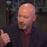Alan Shearer Questions Liverpool's Selection as Robertson Shines