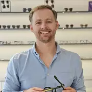 Brit in Dubai Prefers Drone Strikes to UK Rain Despite Missile Scare