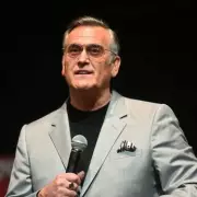 Bruce Campbell Reveals Incurable Cancer Diagnosis, Vows to Fight On