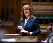 Chancellor Reeves Considers Council-Led Energy Bill Support Amid Crisis