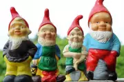 Chelsea Flower Show Lifts Historic Gnome Ban for Charity Auction