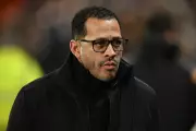 Chelsea's Disciplinary Crisis: Rosenior Demands Accountability After Ninth Red Card