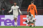 Chelsea's Goalkeeper Gamble Backfires as PSG Seize Champions League Advantage