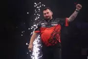 Darts Champion Jonny Clayton Triumphs Over Gout Flare-Up in Nottingham Victory