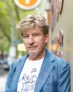 David Wenham Reflects on Career, Rage, and Returning to Stage in An Iliad