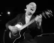 Des de Moor: Cabaret Pioneer and Beer Writer Dies Aged 64