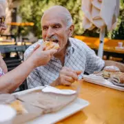 Doctor Reveals Simple Snack That May Lower Heart Disease and Cancer Risk