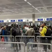 EES System Sparks Easter Travel Chaos: Brits Face Two-Hour Airport Queues