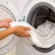 Experts Reveal the Best Temperature for Washing Bedding to Kill Germs