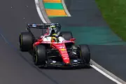 F1 Australian GP: Leclerc Edges Hamilton as Ferrari Sends Strong Message