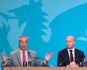 Farage Declares Senedd Election a 'Referendum' on Starmer's Leadership