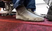 Flight Crews Warn: Keep Shoes On During Flights for Health and Safety