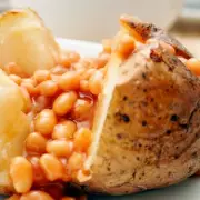 Forget Oil: The One-Ingredient Secret to Perfectly Crispy Jacket Potatoes