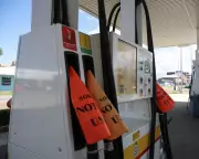 Fuel Price Relief Delayed in Remote Areas, Spain Closes Airspace to US