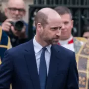 GB News Interrupts Broadcast for Prince William's Rare Diana Photo Tribute