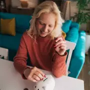 HMRC Reminds Universal Credit Claimants of £1,200 Savings Bonus Scheme