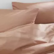 H&M's £35 Cotton Bedding Set Sells Out in 20 Spring Colours