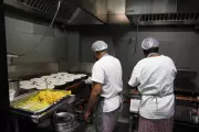 Indian Restaurants Face Closure as Iran War Triggers Cooking Gas Crisis