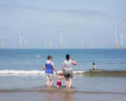 Iran Oil Crisis Validates Miliband's Green Energy Stance, Yet Households Need Further Aid