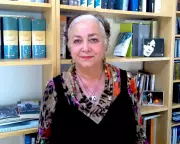 Iranian Author Shahrnush Parsipur on How Women Will Topple the Islamic Republic