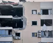 Israeli Airstrikes Hit Beirut Suburb as Iran War Widens Across Middle East