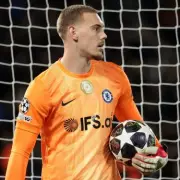 Jamie Carragher Slams Chelsea's Goalkeeping Crisis After PSG Defeat