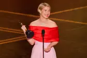 Jessie Buckley Wins Oscar, Praises Mothers' Beautiful Chaos in Emotional Speech